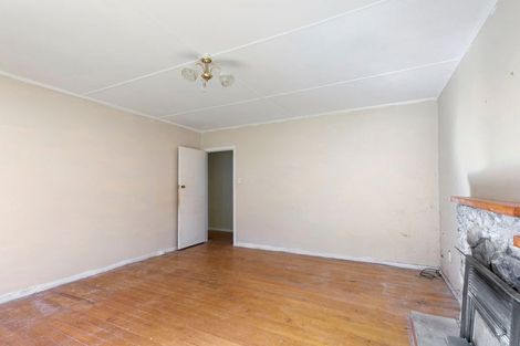 Photo of property in 172 Wellington Road, Wainuiomata, Lower Hutt, 5014