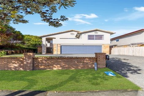 Photo of property in 1a Simmental Crescent, Somerville, Auckland, 2014