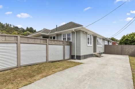 Photo of property in 308 George Street, Stokes Valley, Lower Hutt, 5019