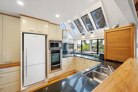 Photo of property in 19 Tainui Road, Cockle Bay, Auckland, 2014