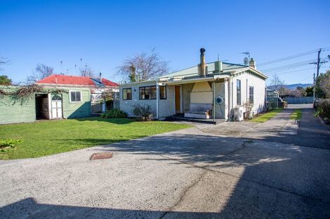 Photo of property in 35 Wyndham Street, Carterton, 5713