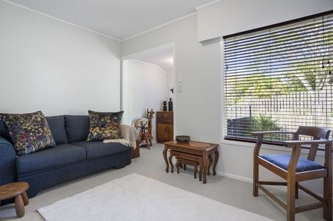 Photo of property in 11 Northgrove Avenue, Hillcrest, Auckland, 0627