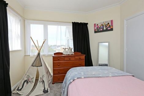 Photo of property in 1 Douglas Mclean Avenue, Marewa, Napier, 4110