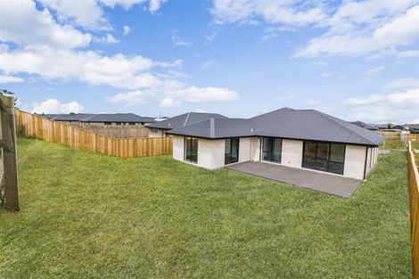 Photo of property in 15 Fountain Place, Rolleston, 7614