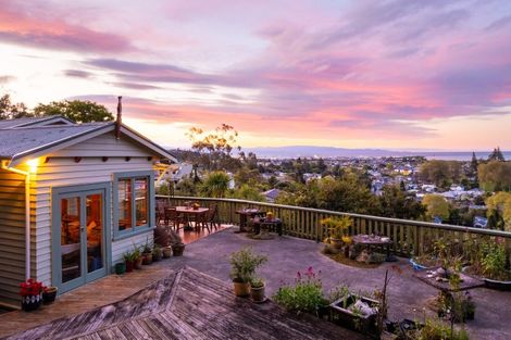 Photo of property in 83 Cleveland Terrace, Nelson, 7010