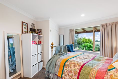 Photo of property in 16 Woodside Road, Woodside, Outram, 9073