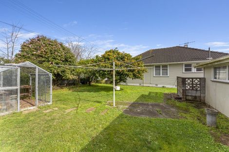 Photo of property in 20 Winchester Street, Levin, 5510