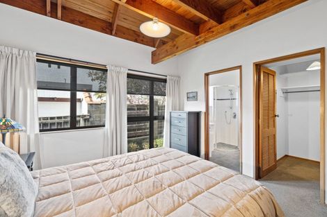 Photo of property in 23 Wesley Avenue, Frankleigh Park, New Plymouth, 4310