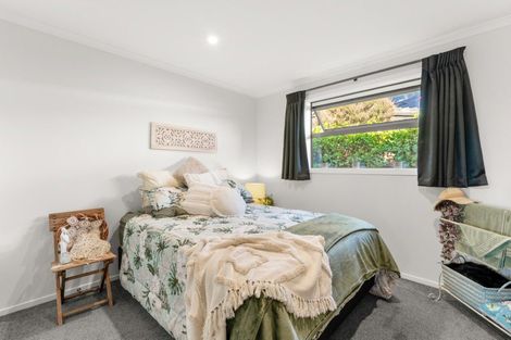 Photo of property in 210 Waikite Road, Welcome Bay, Tauranga, 3175