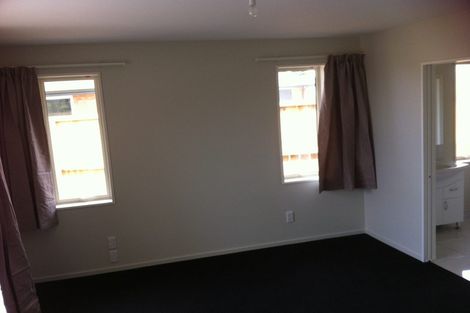 Photo of property in 146c High Street, Oxford, 7430