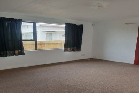 Photo of property in 94 Clevedon Road, Papakura, 2110