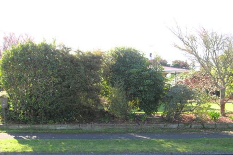 Photo of property in 5 Eton Drive, Hillcrest, Hamilton, 3216