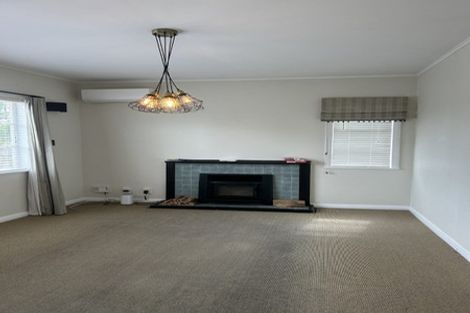Photo of property in 530 Featherston Street, Roslyn, Palmerston North, 4414