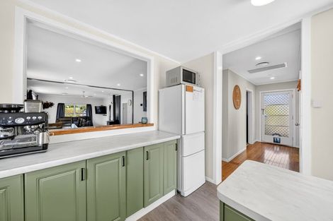 Photo of property in 2 Philip Street, Carterton, 5713