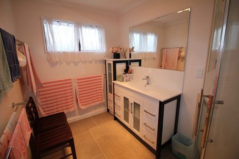 Photo of property in 11 Renoir Avenue, Belmont, Lower Hutt, 5010