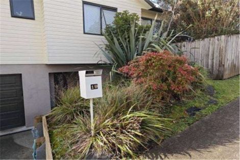 Photo of property in 19 Hercules Drive, Henderson, Auckland, 0612