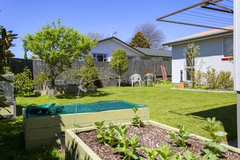 Photo of property in 66 Richmond Avenue, Richmond Heights, Taupo, 3330