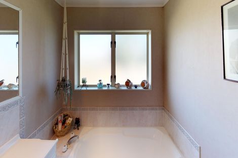 Photo of property in 7 Brigadoon Way, Hunua, Papakura, 2583