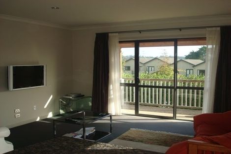Photo of property in 6 Archer Rayner Place, Greenhithe, Auckland, 0632