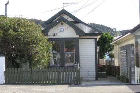 Photo of property in 8 Yule Street, Kilbirnie, Wellington, 6022