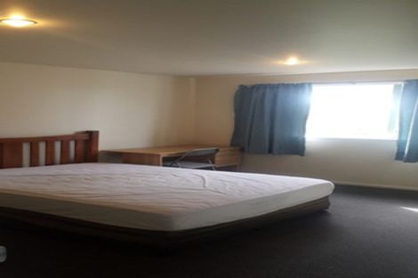 Photo of property in 100 Rattray Street, Riccarton, Christchurch, 8041