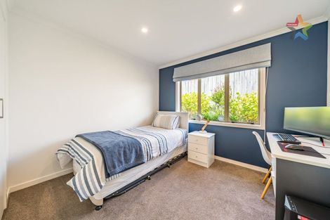 Photo of property in 10 Meadowbank Drive, Belmont, Lower Hutt, 5010