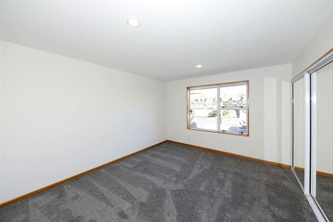 Photo of property in 15 Millcroft Place, Parklands, Christchurch, 8083