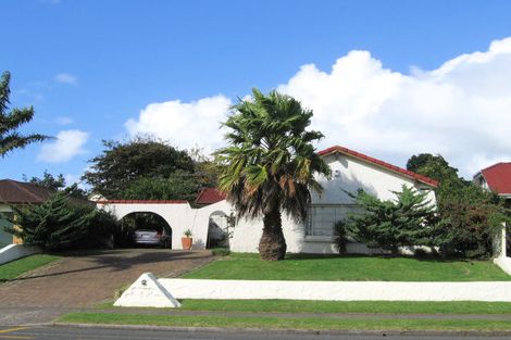 Photo of property in 172 Prince Regent Drive, Farm Cove, Auckland, 2012