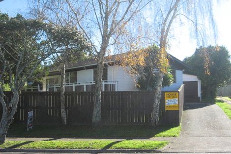 Photo of property in 13 Bedlington Avenue, Manurewa, Auckland, 2102