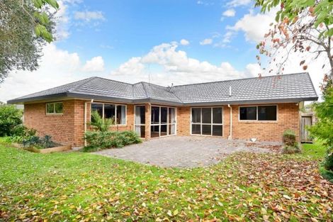 Photo of property in 10 Mangakoea Place, St Andrews, Hamilton, 3200
