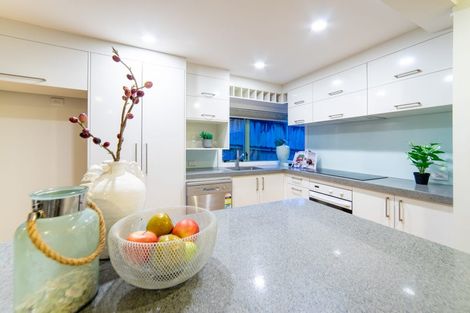 Photo of property in 4a Kennedy Avenue, Forrest Hill, Auckland, 0620