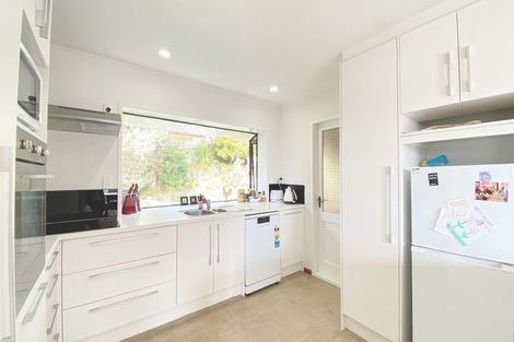 Photo of property in 176 Sturges Road, Henderson, Auckland, 0612
