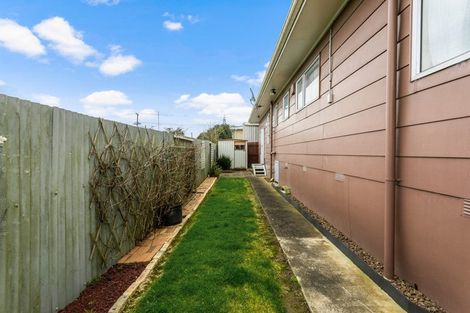 Photo of property in 11a Christmas Road, Manurewa, Auckland, 2102