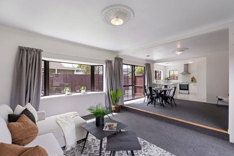 Photo of property in 64 Vogel Street, Roslyn, Palmerston North, 4414