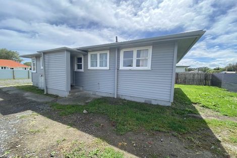 Photo of property in 4 Huntly Street, Foxton, 4814