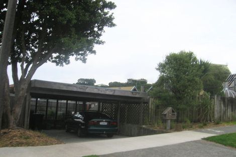 Photo of property in 4 Hibiscus Grove, Maungaraki, Lower Hutt, 5010