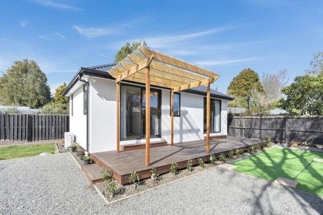 Photo of property in 2/397 Sawyers Arms Road, Harewood, Christchurch, 8051