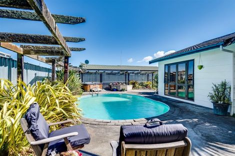 Photo of property in 1005a Heretaunga Street East, Parkvale, Hastings, 4122