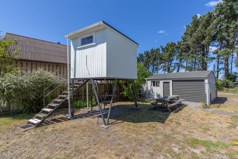 Photo of property in 39 Chamberlain Avenue, Amberley, 7481