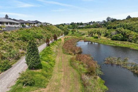 Photo of property in 5 Southill Way, Pyes Pa, Tauranga, 3112