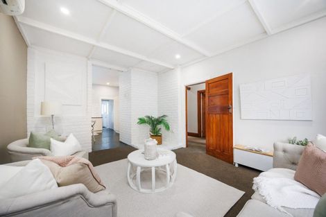 Photo of property in 194 Ferguson Street, West End, Palmerston North, 4412