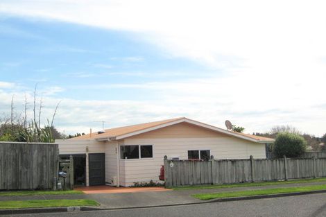 Photo of property in 3 Jensen Place, Frankleigh Park, New Plymouth, 4310