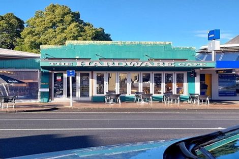 Photo of property in 55 Sylvan Valley Avenue, Titirangi, Auckland, 0604