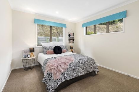 Photo of property in 177 Woodman Drive, Tawa, Wellington, 5028