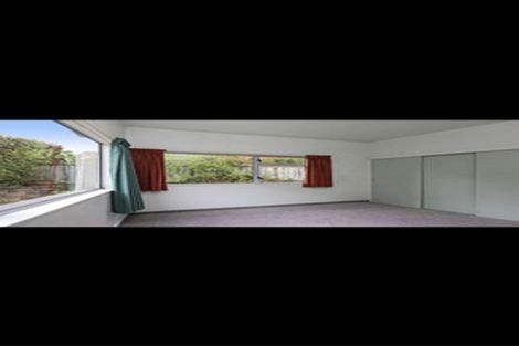 Photo of property in 135 Milton Road, Bluff Hill, Napier, 4110