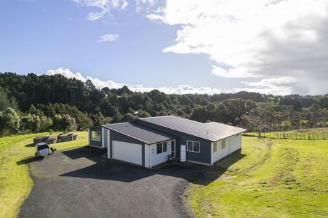 Photo of property in 160 Gray Road, Te Kamo, Kamo, 0185