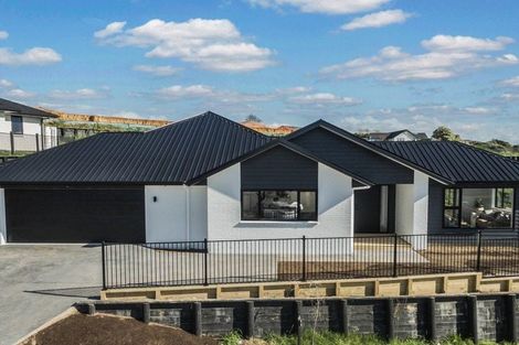 Photo of property in 24 Drower Glen, Flagstaff, Hamilton, 3210