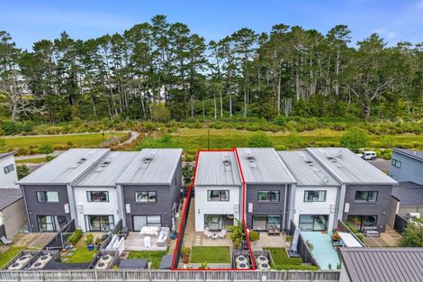 Photo of property in 29 Konoba Avenue, Kumeu, 0810