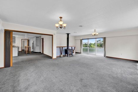 Photo of property in 878 Oeo Road, Auroa, Hawera, 4678