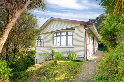Photo of property in 16 Saint John Street, Aro Valley, Wellington, 6011